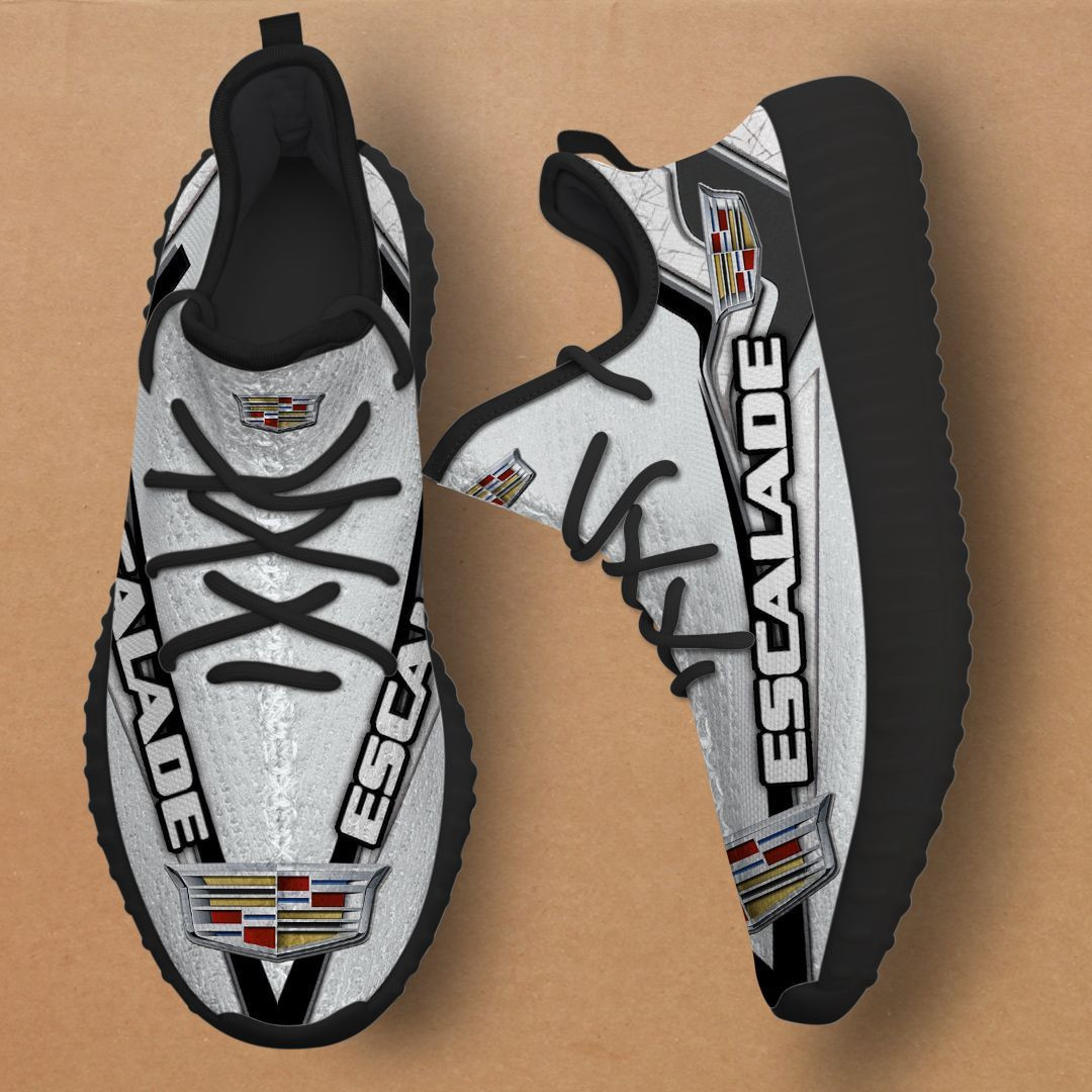Cadillac Escalade Schuhe Ver 3