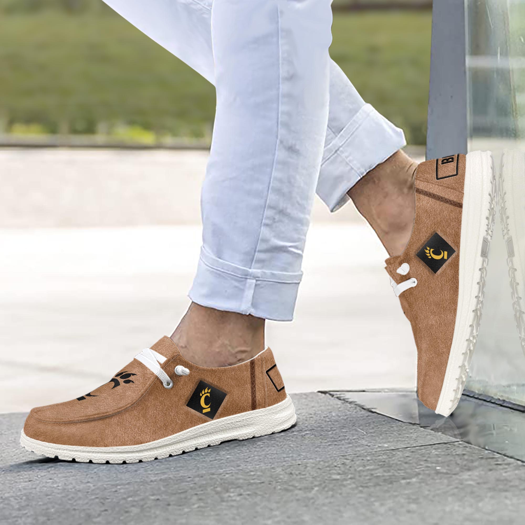 Cincinnati Bearcats Salute To Service personalisierte H-D-Sportschuhe – individuelles Namensdesign