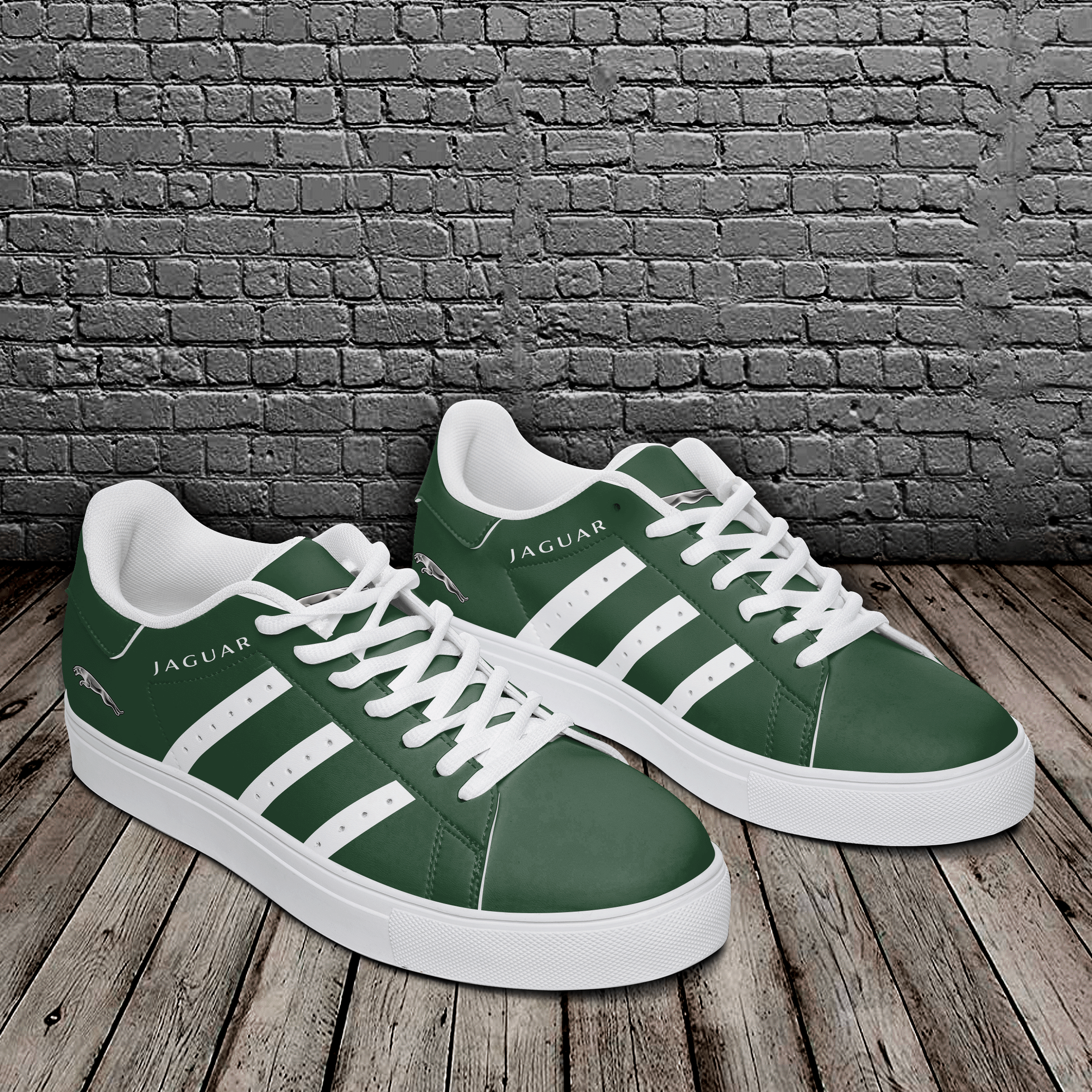 Jaguar-Turnschuhe