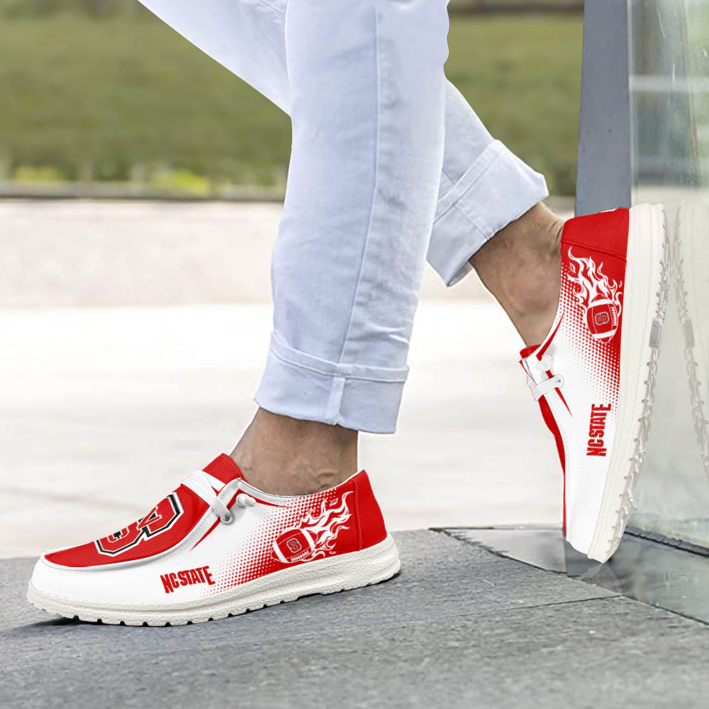 NC State Wolfpack personalisierte H-D-Sportschuhe – individuelles Namensdesign