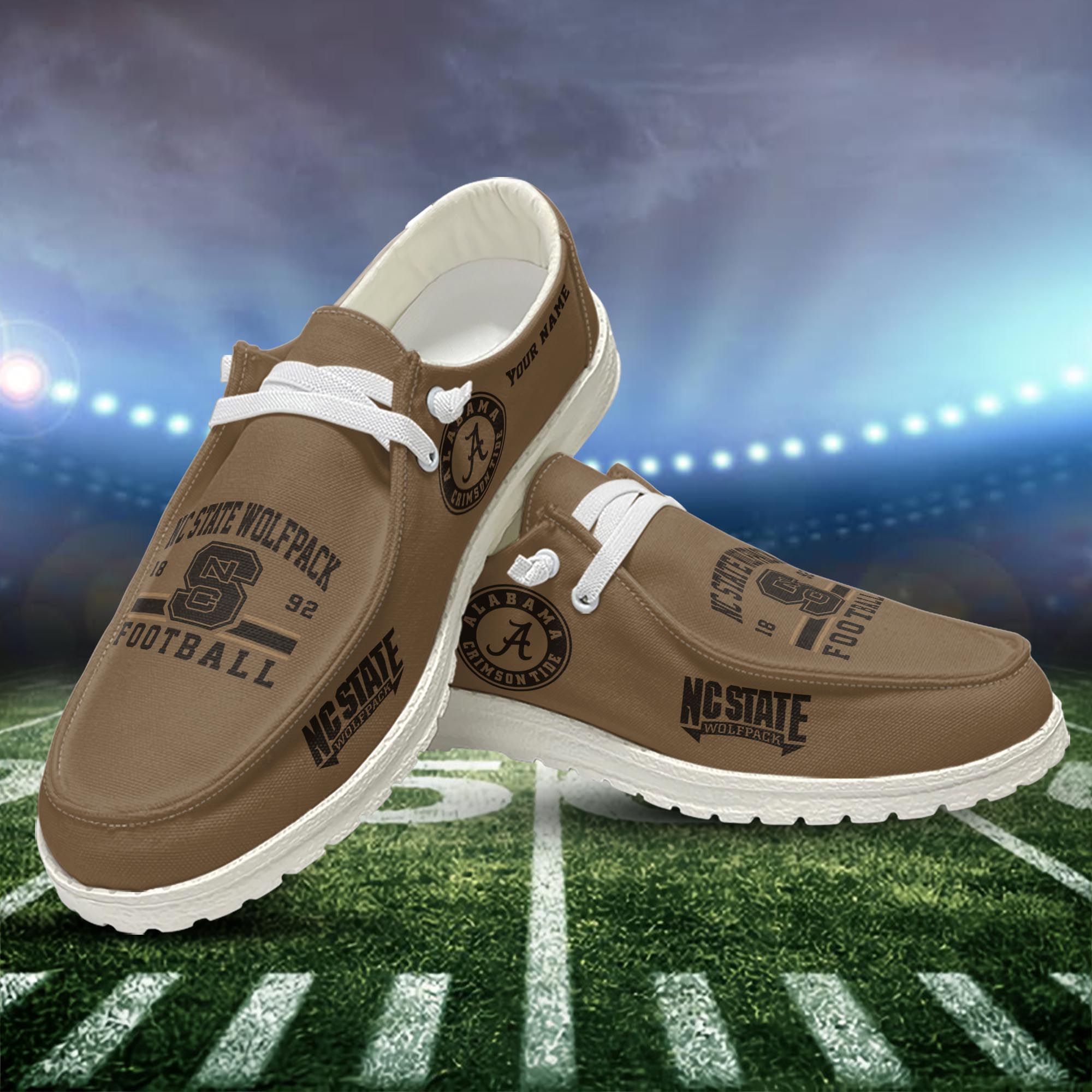 NC State Wolfpack personalisierte H-D-Sportschuhe – individuelles Namensdesign