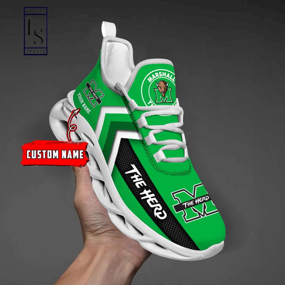 Personalisierte Max-Schuhe von Marshall Thundering Herd